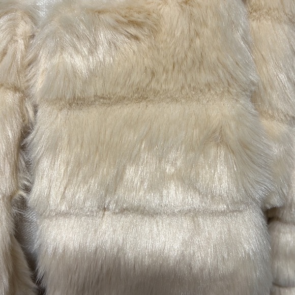 Cache Cache Long Sleeve Faux Fur Coat Jacket Tan Cream Womens Size M - Picture 2 of 8
